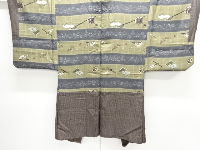 アンティーク　横段に能面・時代道具模様肩裏本場村山泥大島紬男物羽織